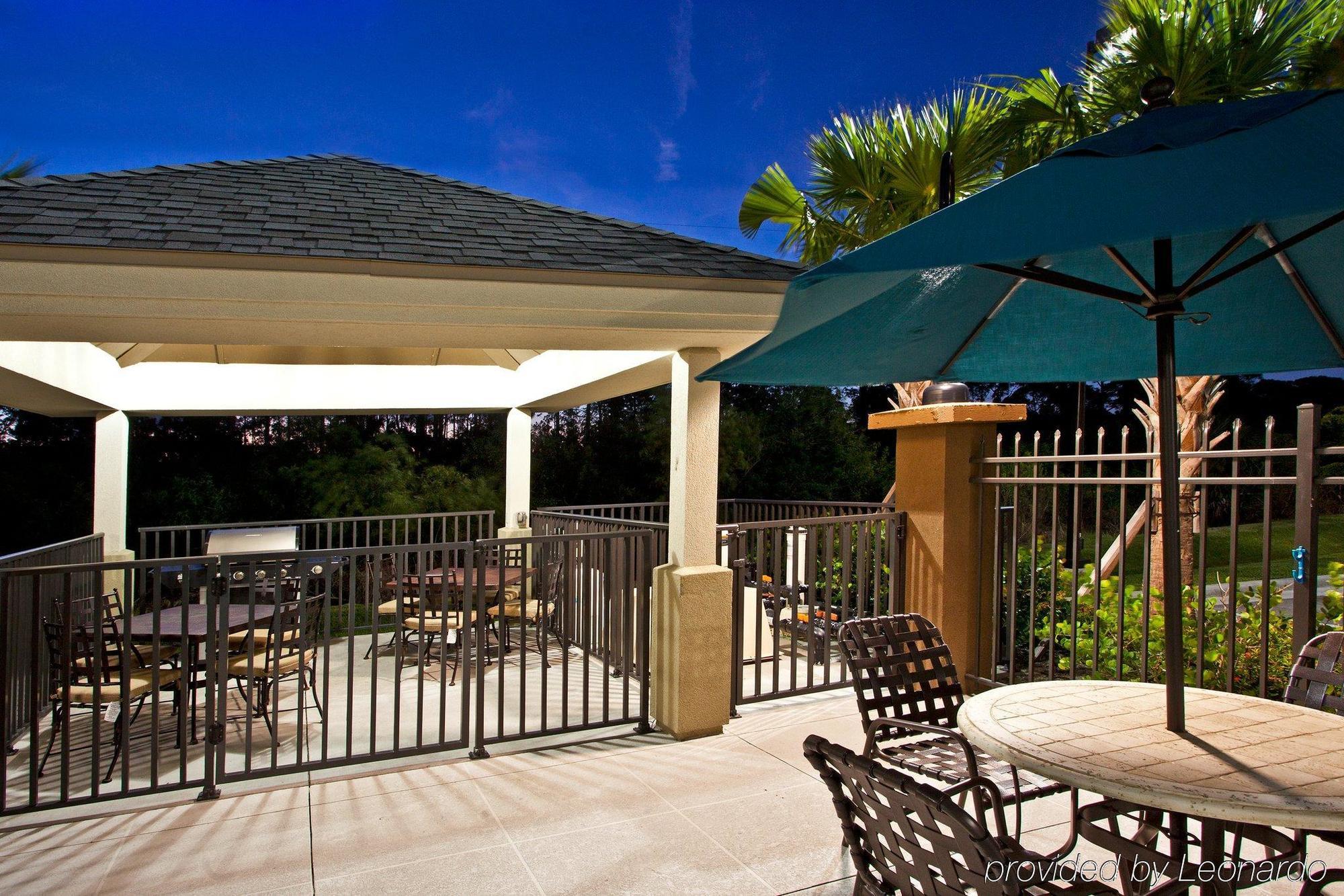 Candlewood Suites Fort Myers/Sanibel Gateway, An Ihg Hotel Restaurant photo