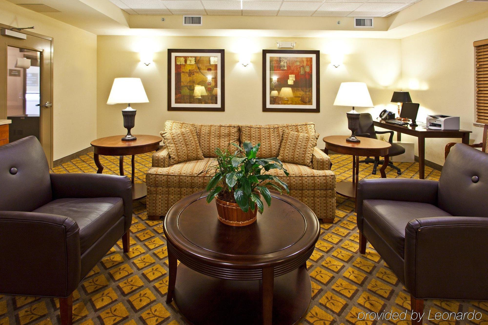 Candlewood Suites Fort Myers/Sanibel Gateway, An Ihg Hotel Interior photo